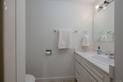 8935 Faber Rd, Port Alberni, BC 
