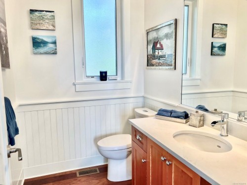 125 Hilltop Cres, Sooke, BC 