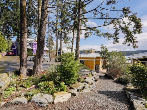 125 Hilltop Cres, Sooke, BC 