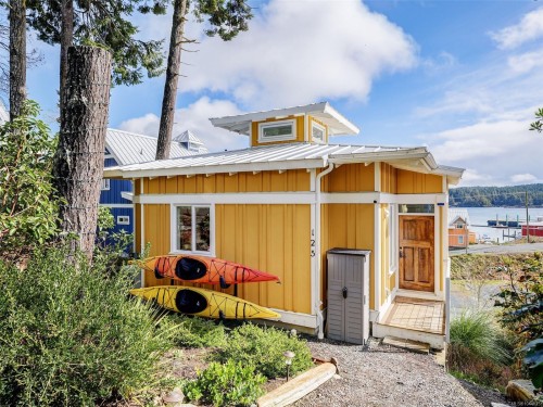 125 Hilltop Cres, Sooke, BC 