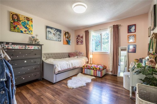 1841 Radway Rd, Shawnigan Lake, BC 