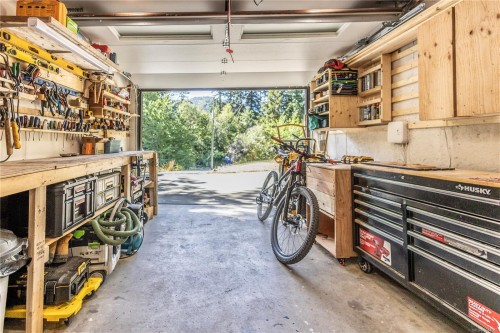 1841 Radway Rd, Shawnigan Lake, BC 