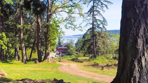 265 Lower Ganges Rd, Salt Spring, BC 
