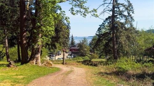 265 Lower Ganges Rd, Salt Spring, BC 