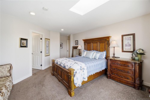 8485 Lisa Lane, Lantzville, BC 