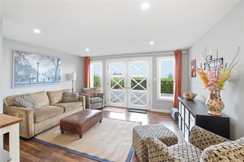 8485 Lisa Lane, Lantzville, BC 