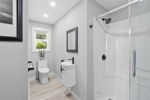 8485 Lisa Lane, Lantzville, BC 