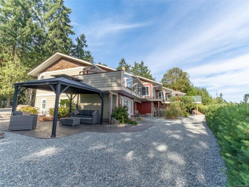8485 Lisa Lane, Lantzville, BC 