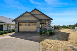 2423 Echo Valley Dr Langford, BC V9B 0S1