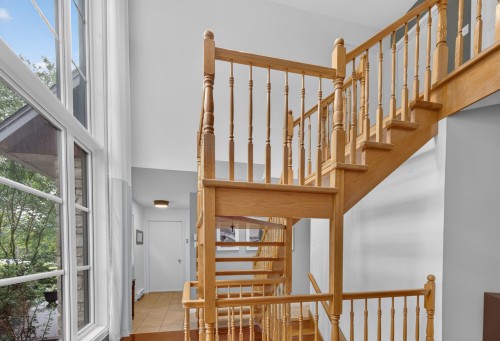 Staircase - 621 Rue Des Hirondelles, Granby, QC - Indoor Photo Showing Other Room