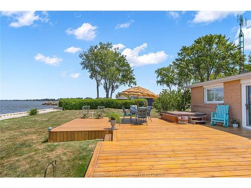 95 Island Crescent, Lighthouse Cove, ON - Outdoor With Body Of Water With Deck Patio Veranda