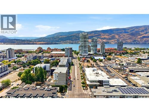 623 Clement Avenue, Kelowna, BC - Outdoor With Body Of Water With View