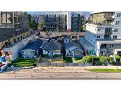 Builders and Developers .. opportunity to build apartment or townhomes! - 