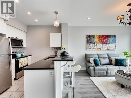 16 Concord Place Unit# 318, Grimsby, ON - Indoor Photo Showing Other Room