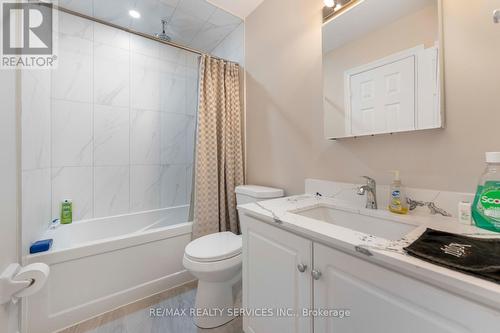 69 - 80 Acorn Place, Mississauga, ON - Indoor Photo Showing Bathroom