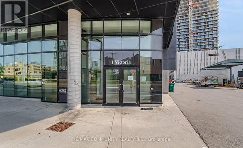 1708 - 1 Victoria Street, Kitchener, ON - Outdoor