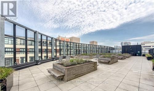 1708 - 1 Victoria Street, Kitchener, ON - Outdoor