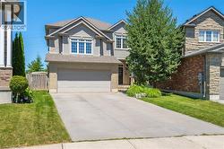 936 DUNBLANE Court  Kitchener, ON N2R 1W9