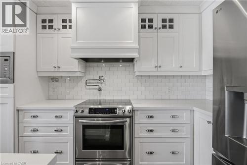 936 Dunblane Court, Kitchener, ON - Indoor Photo Showing Kitchen With Upgraded Kitchen