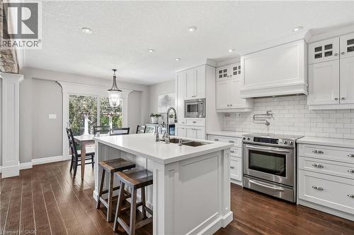 936 Dunblane Court, Kitchener, ON - Indoor Photo Showing Kitchen With Stainless Steel Kitchen With Double Sink With Upgraded Kitchen