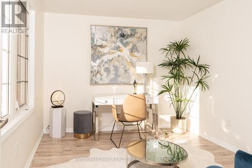 720 Stagg Gardens, Milton, ON - Indoor