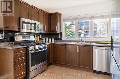 720 Stagg Gardens, Milton, ON - Indoor Photo Showing Kitchen With Stainless Steel Kitchen