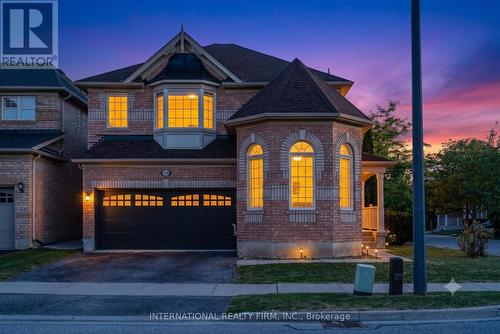 720 Stagg Gardens, Milton, ON - Outdoor With Facade