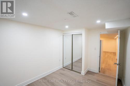 3290 Cambourne Crescent, Mississauga, ON - Indoor