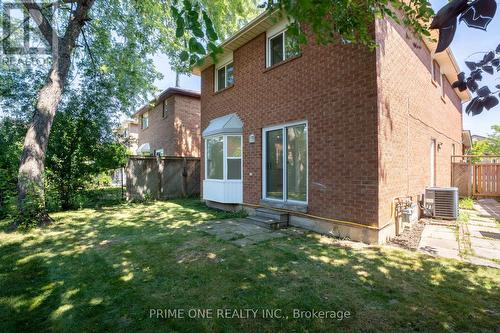 3290 Cambourne Crescent, Mississauga, ON - Outdoor With Exterior