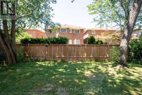 3290 Cambourne Crescent, Mississauga, ON - Outdoor