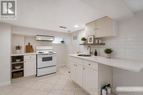 521 Glen Park Avenue, Toronto, ON - Indoor Photo Showing Kitchen