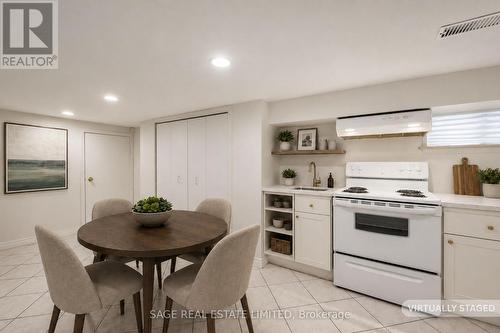 521 Glen Park Avenue, Toronto, ON - Indoor
