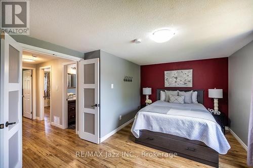 1324 Astra Court, Oshawa (Eastdale), ON - Indoor Photo Showing Bedroom