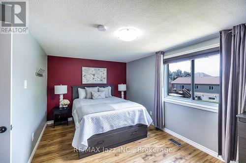 1324 Astra Court, Oshawa (Eastdale), ON - Indoor Photo Showing Bedroom