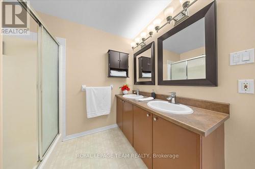 115 Fairlop Way, Ottawa, ON - Indoor Photo Showing Bathroom