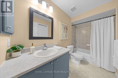 115 Fairlop Way, Ottawa, ON - Indoor Photo Showing Bathroom