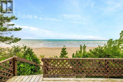1864 Shore Lane, Wasaga Beach, ON 