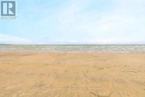 1864 Shore Lane, Wasaga Beach, ON 