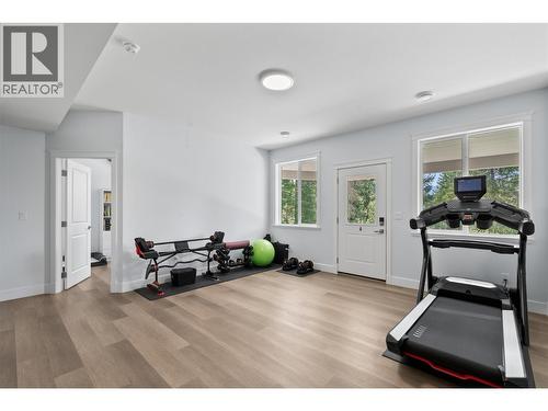2592 Alpen Paradies Road Unit# 58, Blind Bay, BC - Indoor Photo Showing Gym Room