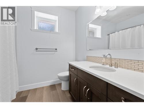2592 Alpen Paradies Road Unit# 58, Blind Bay, BC - Indoor Photo Showing Bathroom