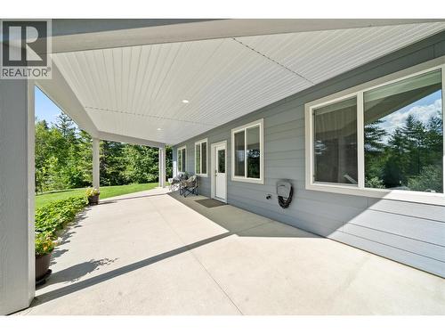 2592 Alpen Paradies Road Unit# 58, Blind Bay, BC - Outdoor With Deck Patio Veranda With Exterior