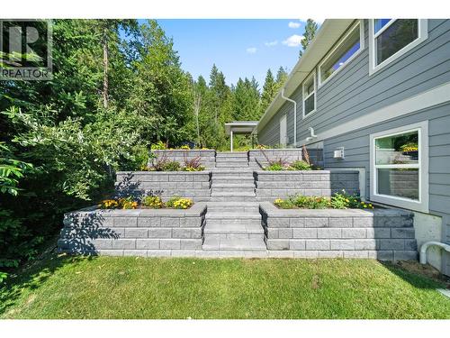 2592 Alpen Paradies Road Unit# 58, Blind Bay, BC - Outdoor