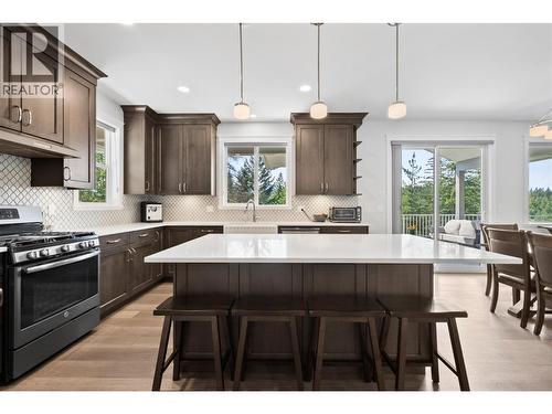 2592 Alpen Paradies Road Unit# 58, Blind Bay, BC - Indoor Photo Showing Kitchen With Upgraded Kitchen