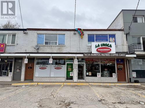 848-850 Wilson Avenue, Toronto, ON 