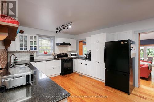 191 Stuart Street, Cobourg, ON - Indoor Photo Showing Kitchen