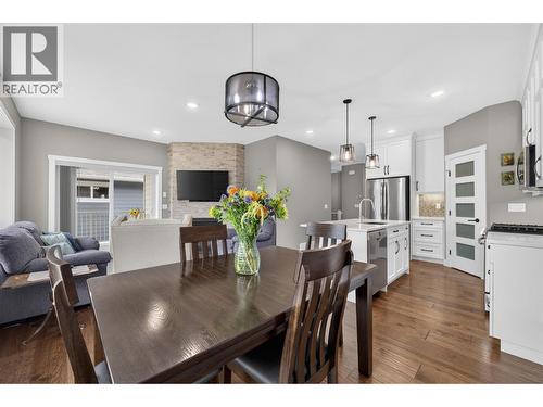 1791 10 Street Sw Unit# 27, Salmon Arm, BC - Indoor Photo Showing Other Room