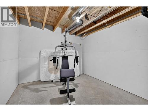 1791 10 Street Sw Unit# 27, Salmon Arm, BC - Indoor Photo Showing Other Room