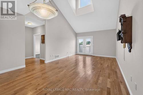 Great Room - 82 Maple Street, Port Colborne (Sugarloaf), ON - Indoor Photo Showing Other Room