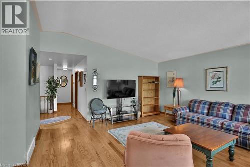 46 Anderson Avenue, Simcoe, ON - Indoor Photo Showing Living Room