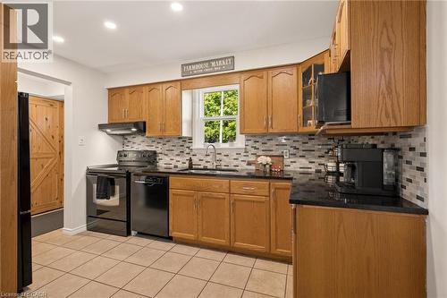 91 Hadati Road, Guelph, ON - Indoor Photo Showing Kitchen